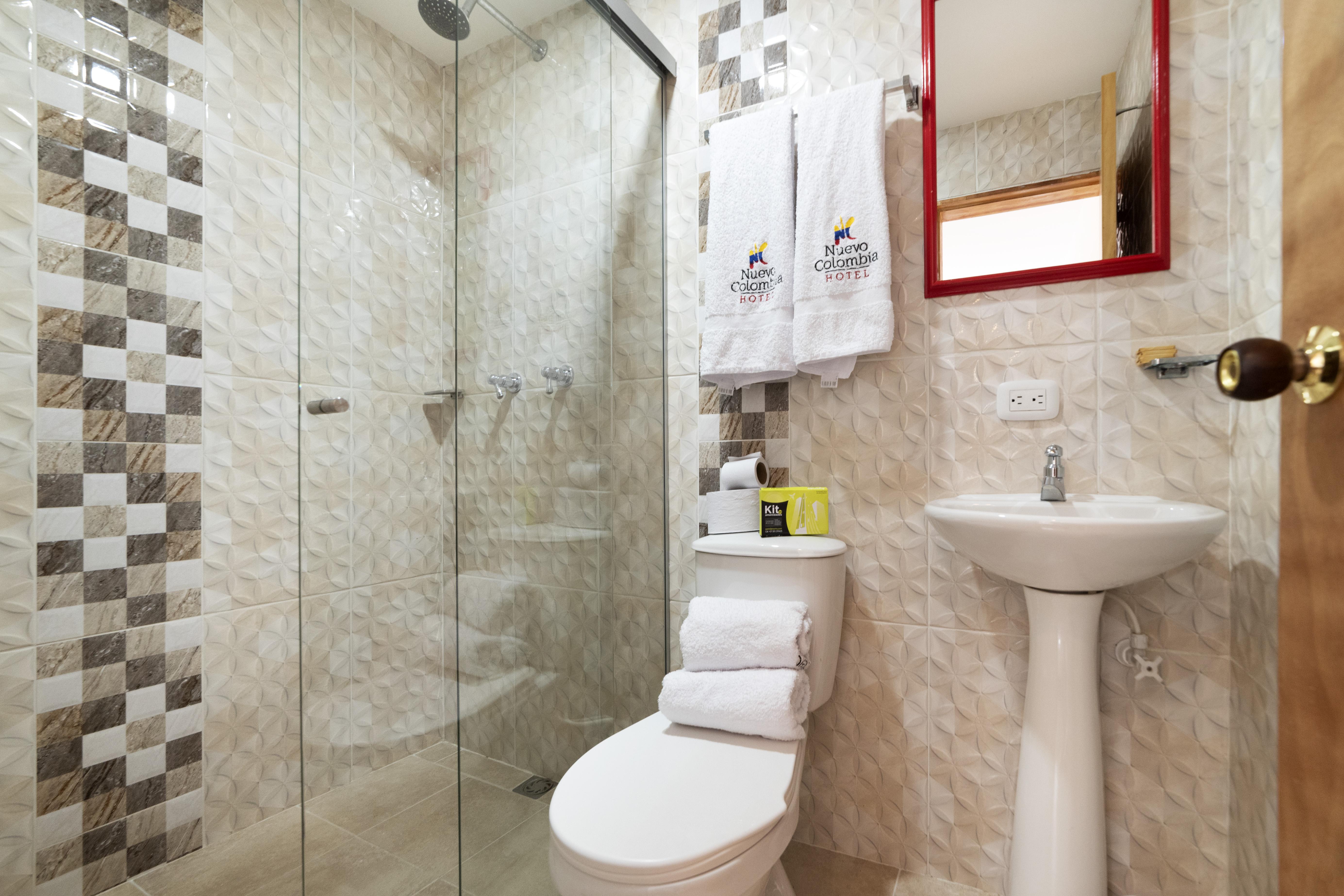 Ayenda 1238 Nuevo Colombia Hotel Medellin Ngoại thất bức ảnh