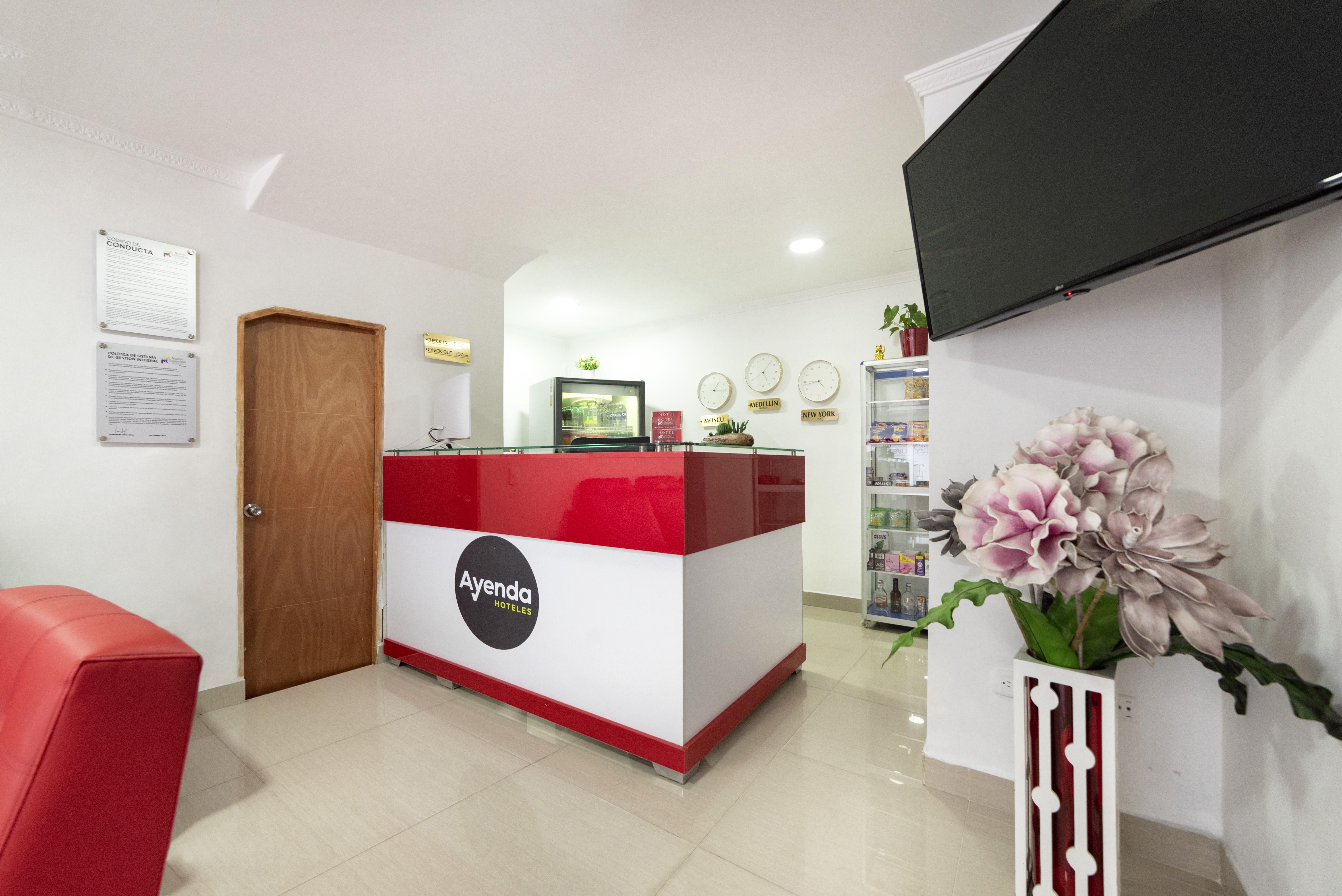 Ayenda 1238 Nuevo Colombia Hotel Medellin Ngoại thất bức ảnh